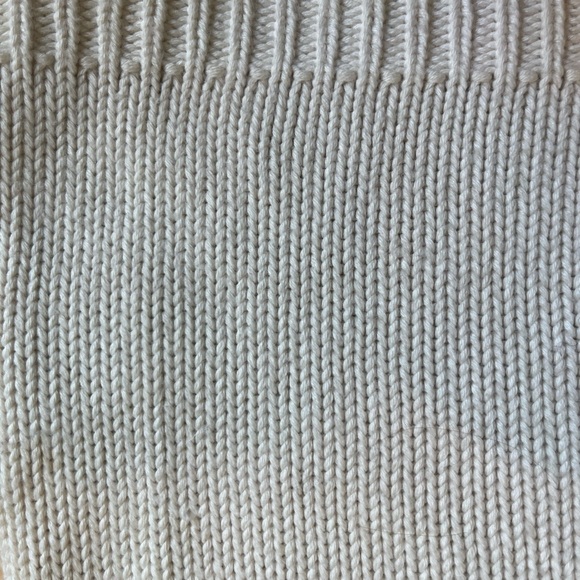 Cream Knit Crop top (size xsmall) - Picture 3 of 4